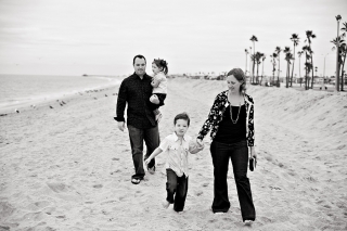 beach_walk_bw.jpg